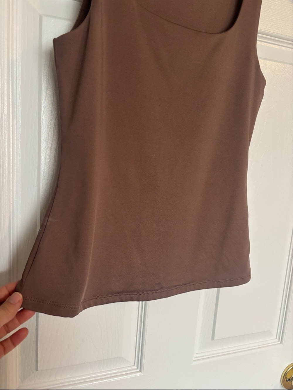 Reitmans R Essentials basic scoop neck tank top - Picture 4 of 6